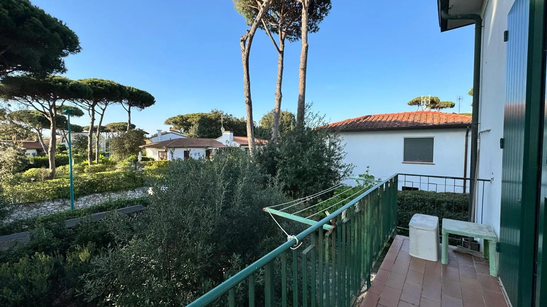 Pineta Apartament Tirrenia