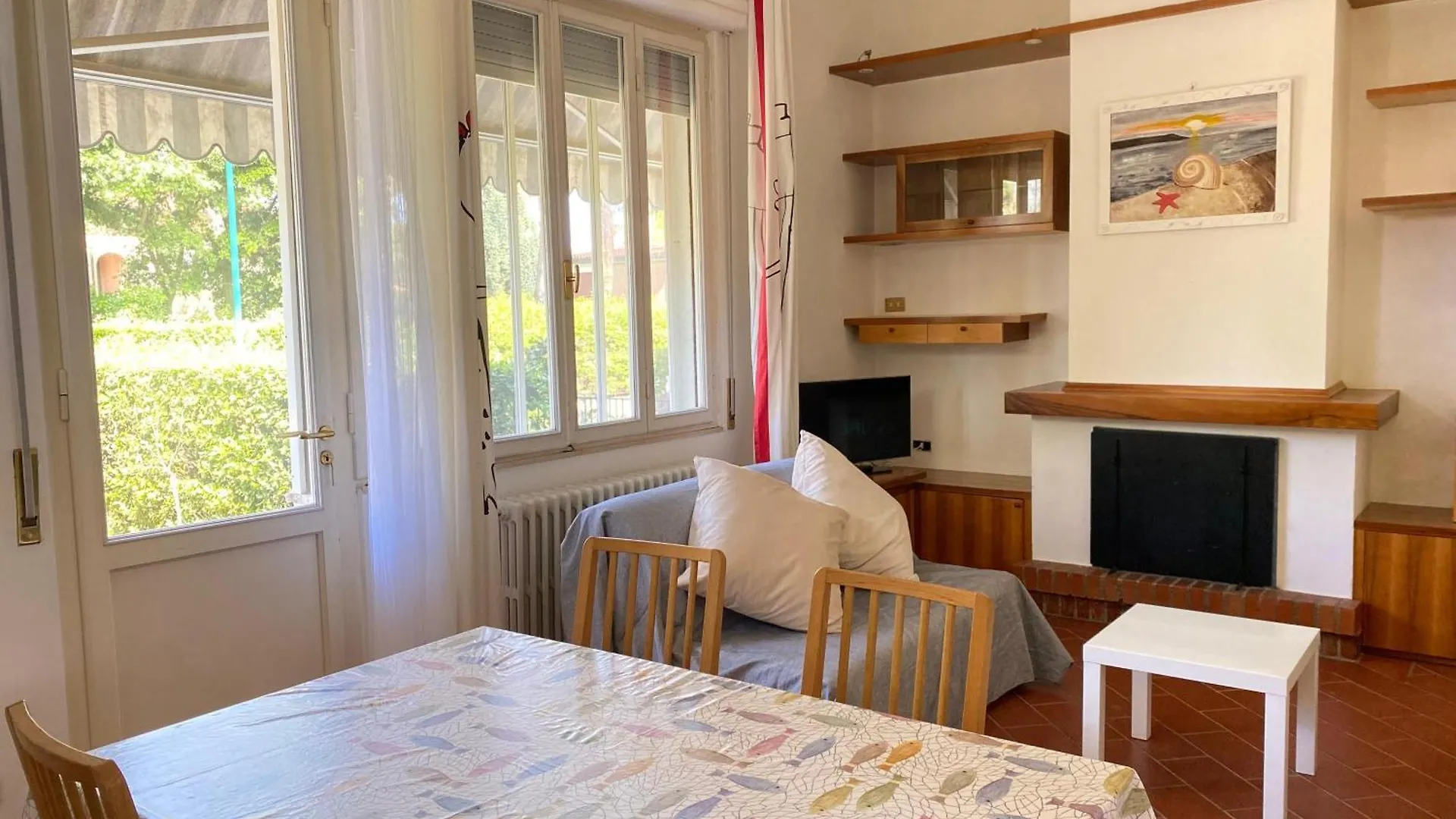 Apartment Pineta Apartament Tirrenia