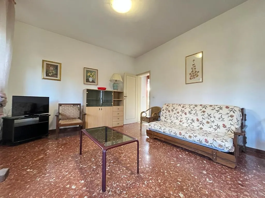 Pineta Apartament Tirrenia