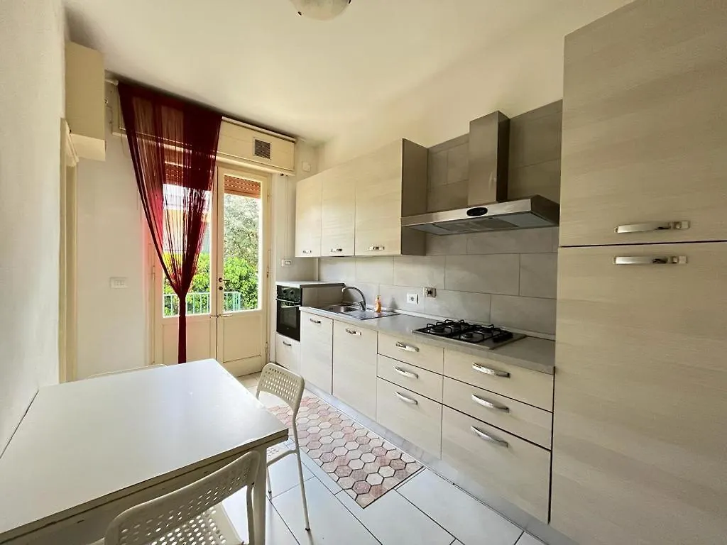 Apartment Pineta Apartament Tirrenia