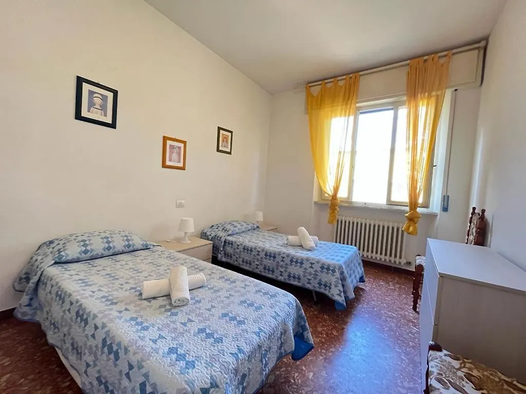 Apartment Pineta Apartament Tirrenia Italy