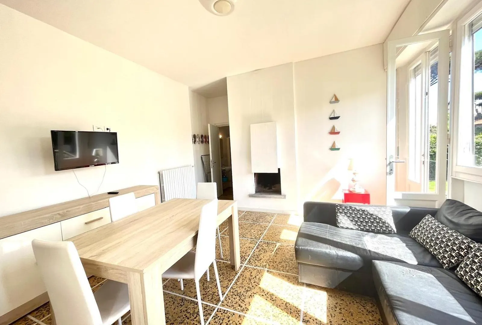 Pineta Apartament Tirrenia Apartment