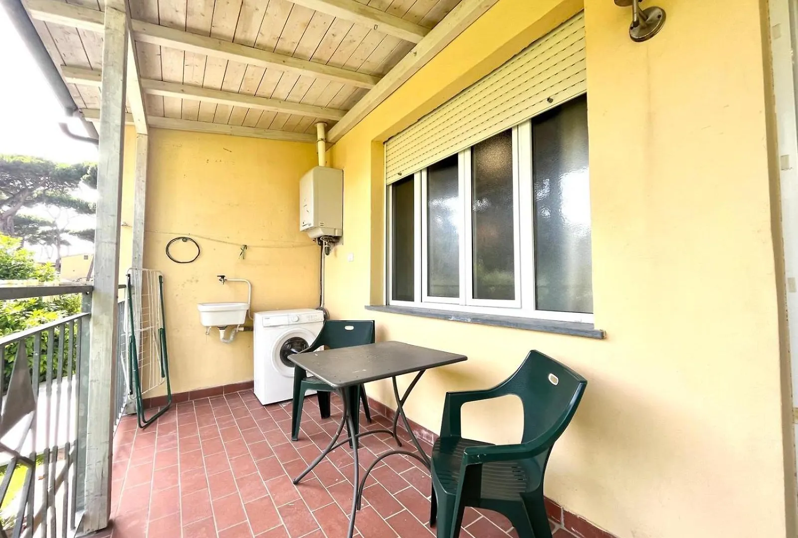 Pineta Apartament Tirrenia